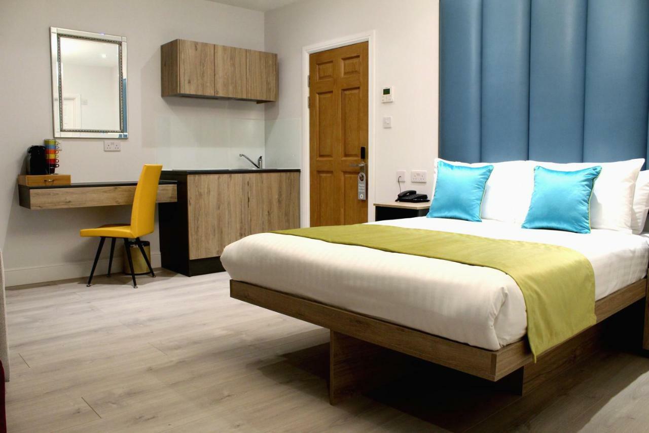 1 Craven Hill Gardens Apartahotel 4*