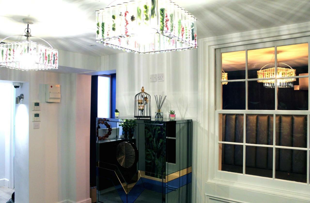 1 Craven Hill Gardens Apartahotel 4*